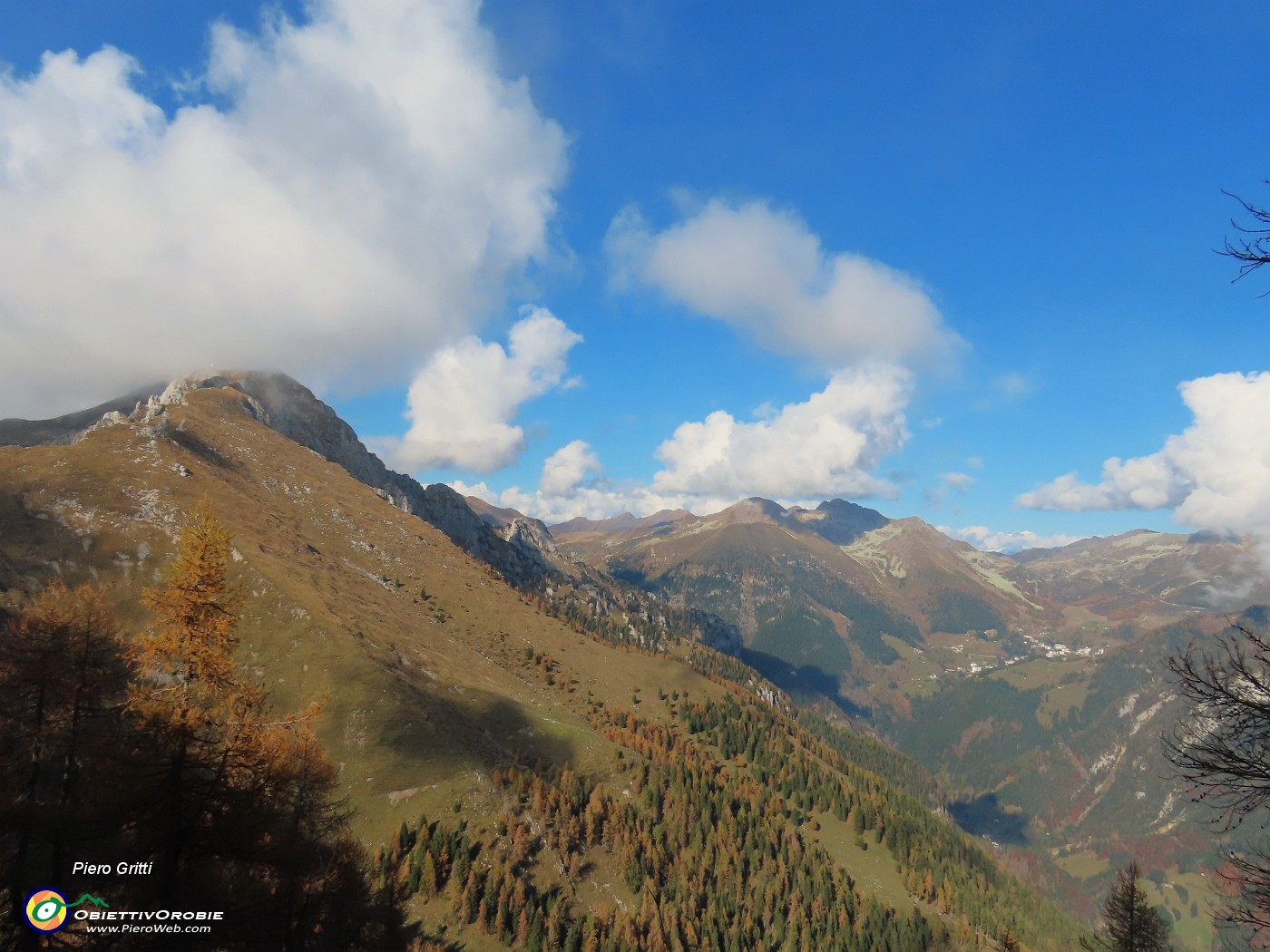 61 Vista verso il Monte Secco.JPG